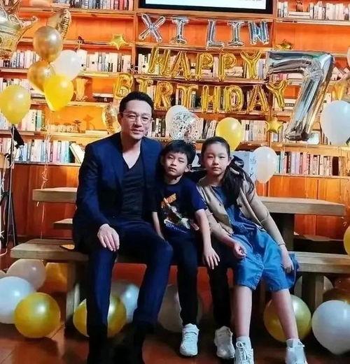 国产区情侣  第3张